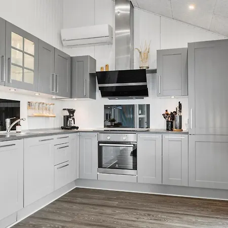 Vakantiehuis Beautiful In With Wifi Hejls