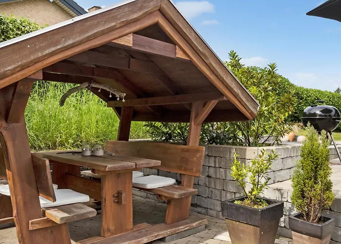 Semesterbostad Beautiful In With Wifi *